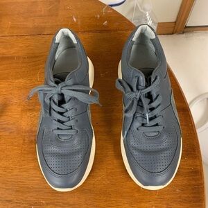EVERLANE unisex leather sneakers size 9 women 7 men
